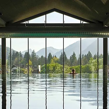 Aja Hotel 4*
